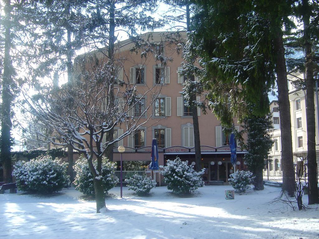 La Dent-Du-Midi Hotel & Restaurant Saint-Maurice Exteriör bild