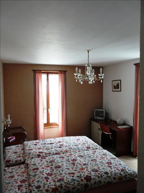 La Dent-Du-Midi Hotel & Restaurant Saint-Maurice Rum bild